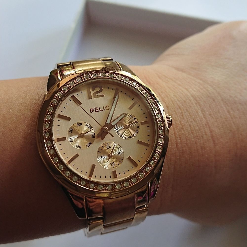 Fossil Relic rose gold tone watch
